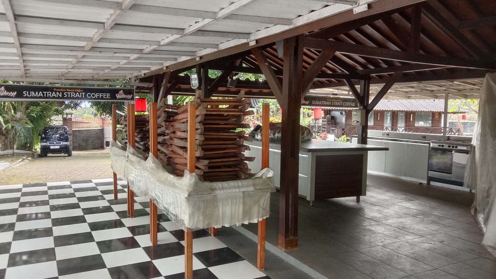 Rumah Hitung Tanah Area Cipete