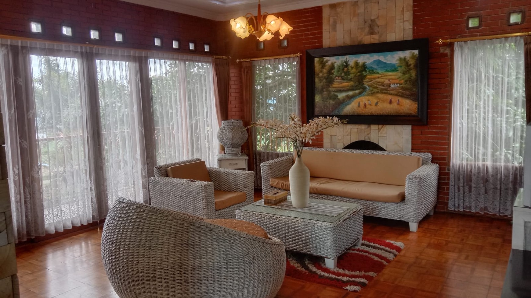 Rumah Hitung Tanah Area Cipete