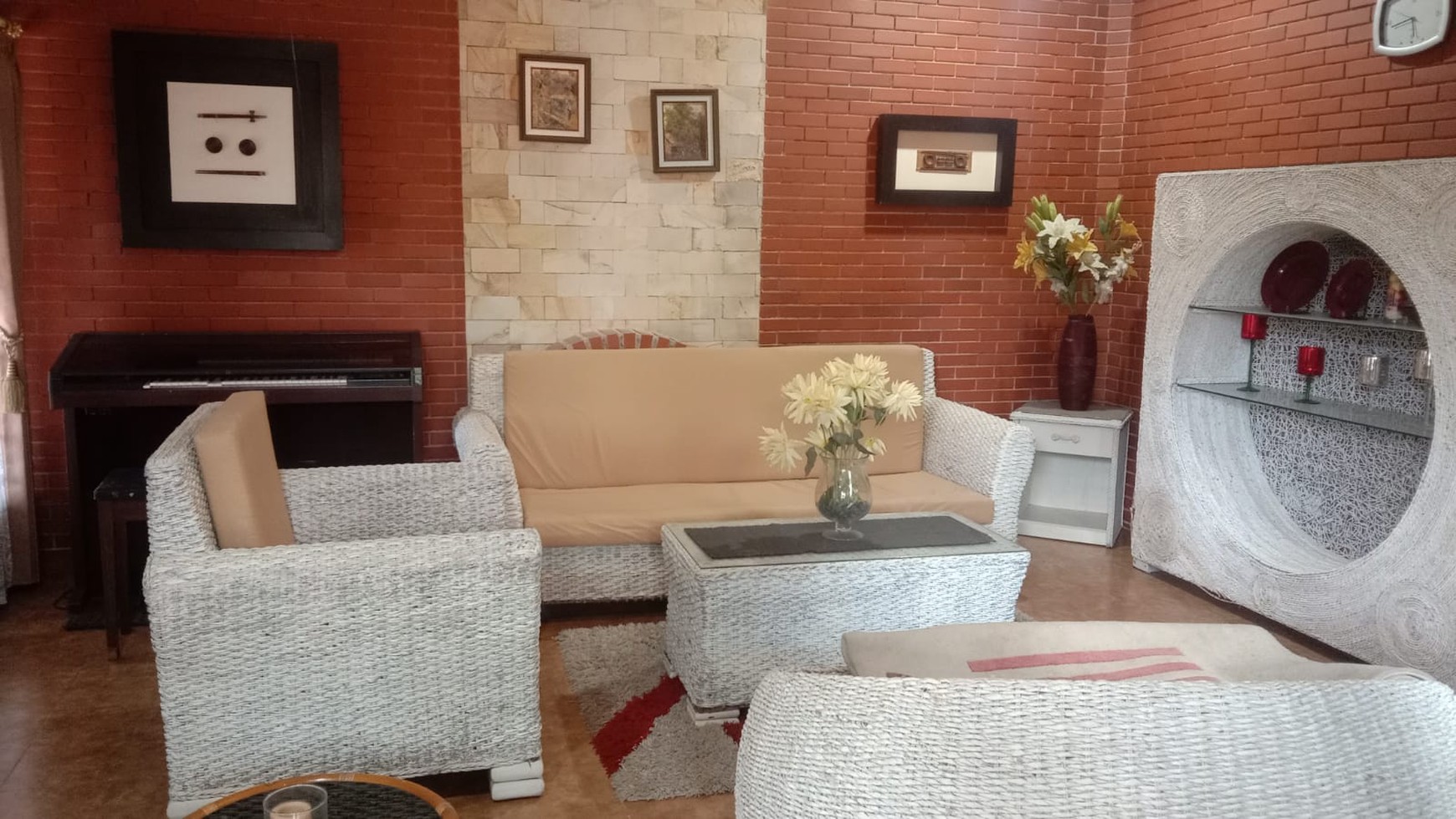 Rumah Hitung Tanah Area Cipete