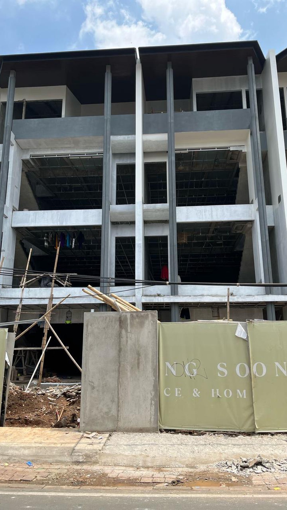 Rumah Hitung Tanah Area Cipete