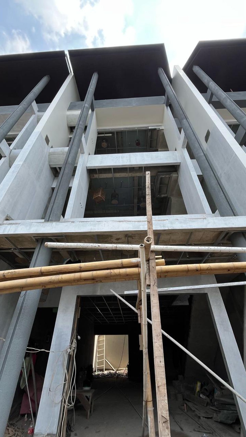 Rumah Hitung Tanah Area Cipete