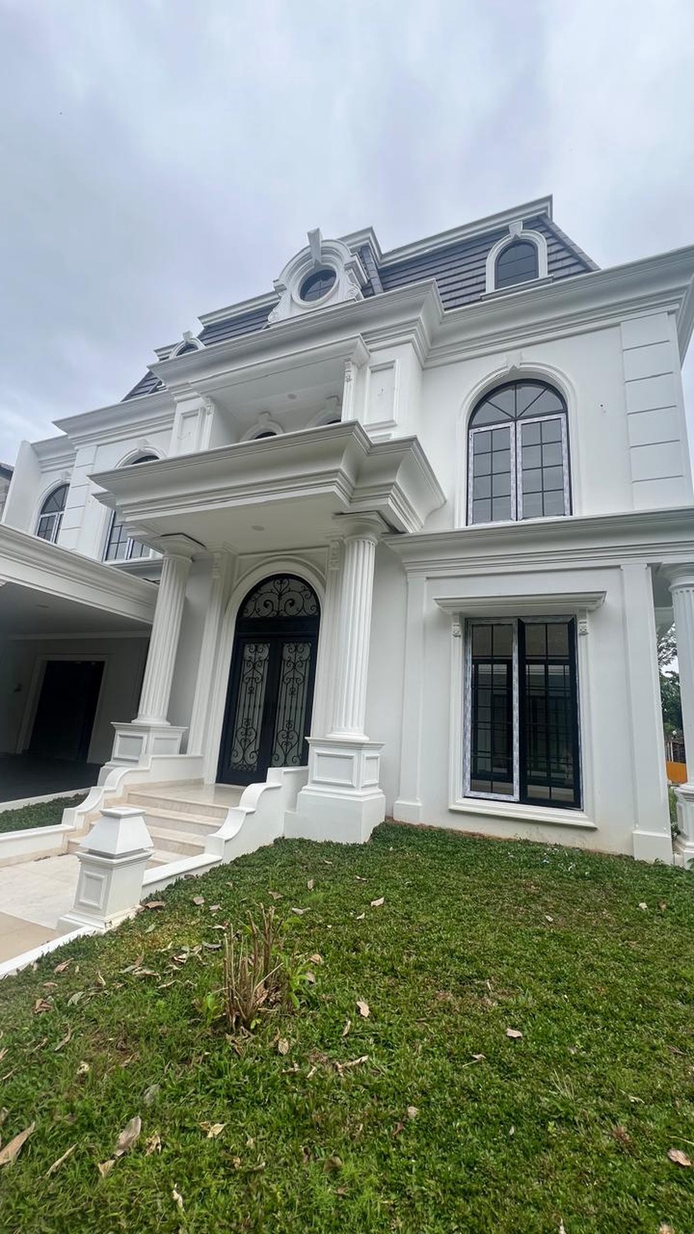 Rumah Baru Mewah Modern Classic Design The Green BSD city