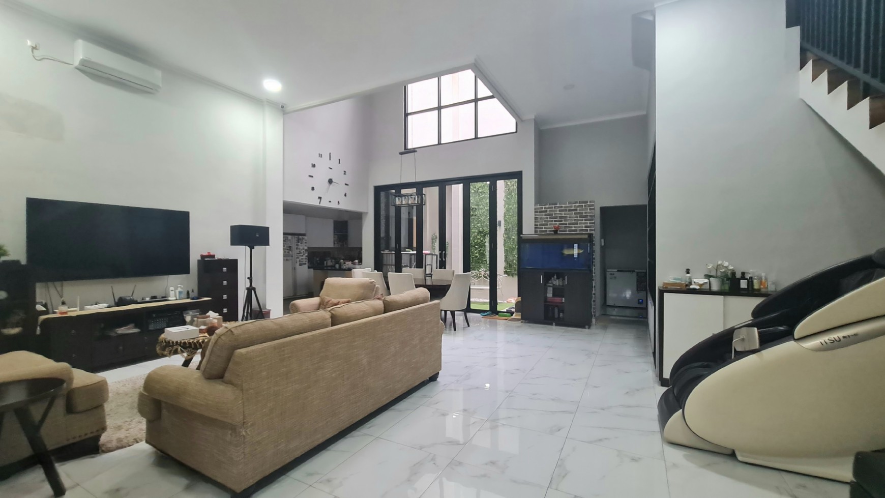 Rumah Cantik siap huni area BIntaro Menteng Tangerang Selatan.