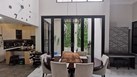 Rumah Cantik siap huni area menteng  BIntaro Tangerang Selatan