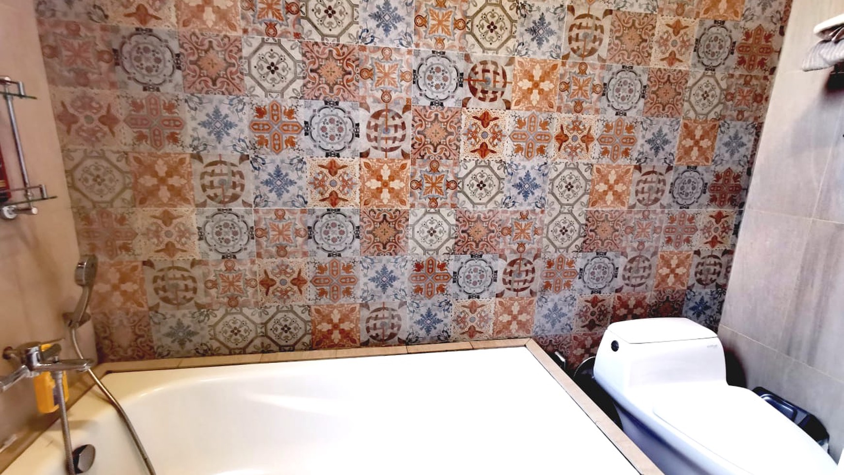 Rumah Cantik siap huni area BIntaro Menteng Tangerang Selatan.
