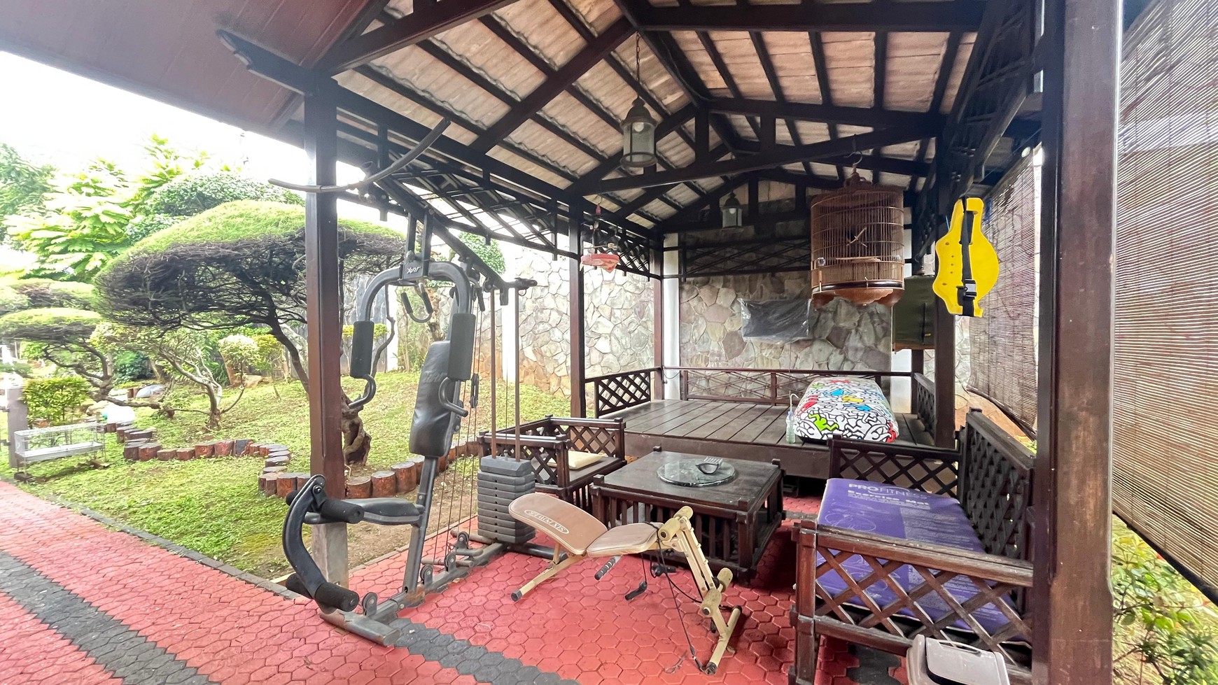Rumah Megah Super Nyaman Luas 1325m2 di Otista Dekat ke Bandara Halim