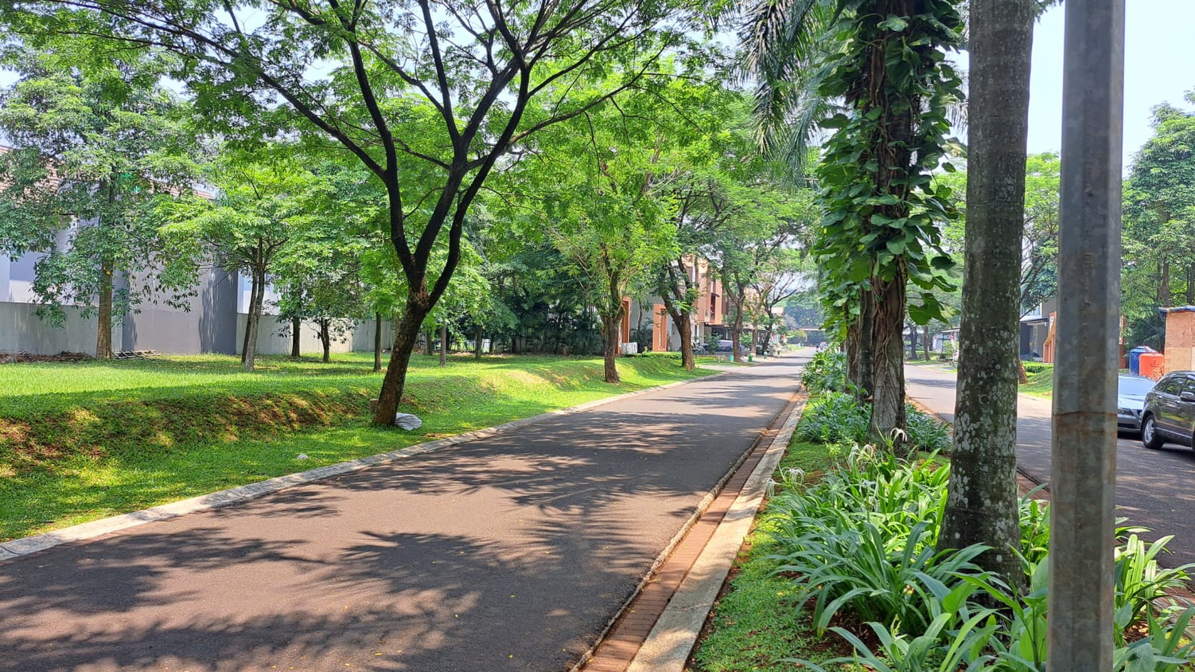 Tanah lokasi bagus di Serpong Lagoon Boulevard