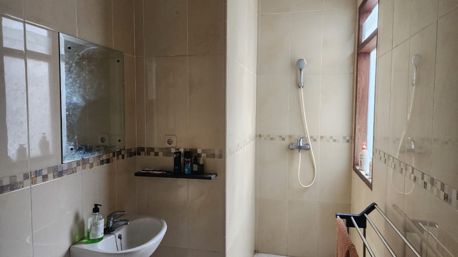 Rumah Puspita Loka Bsd City