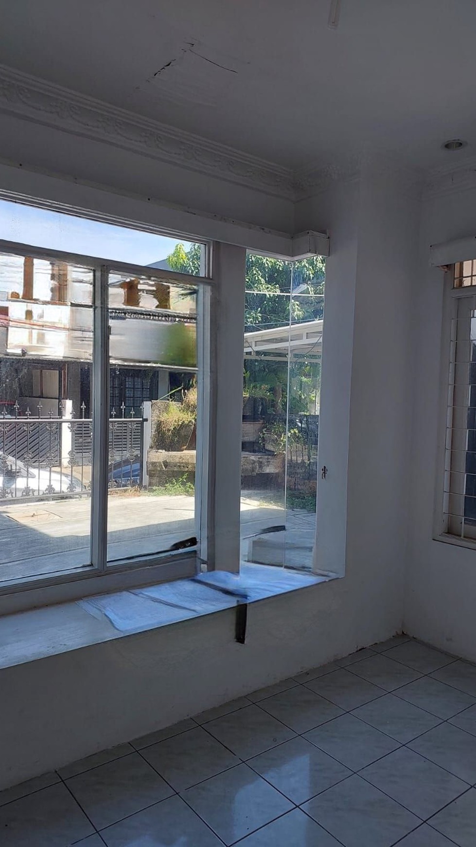 Rumah 2 lantai di bintaro Jaya sektor 5