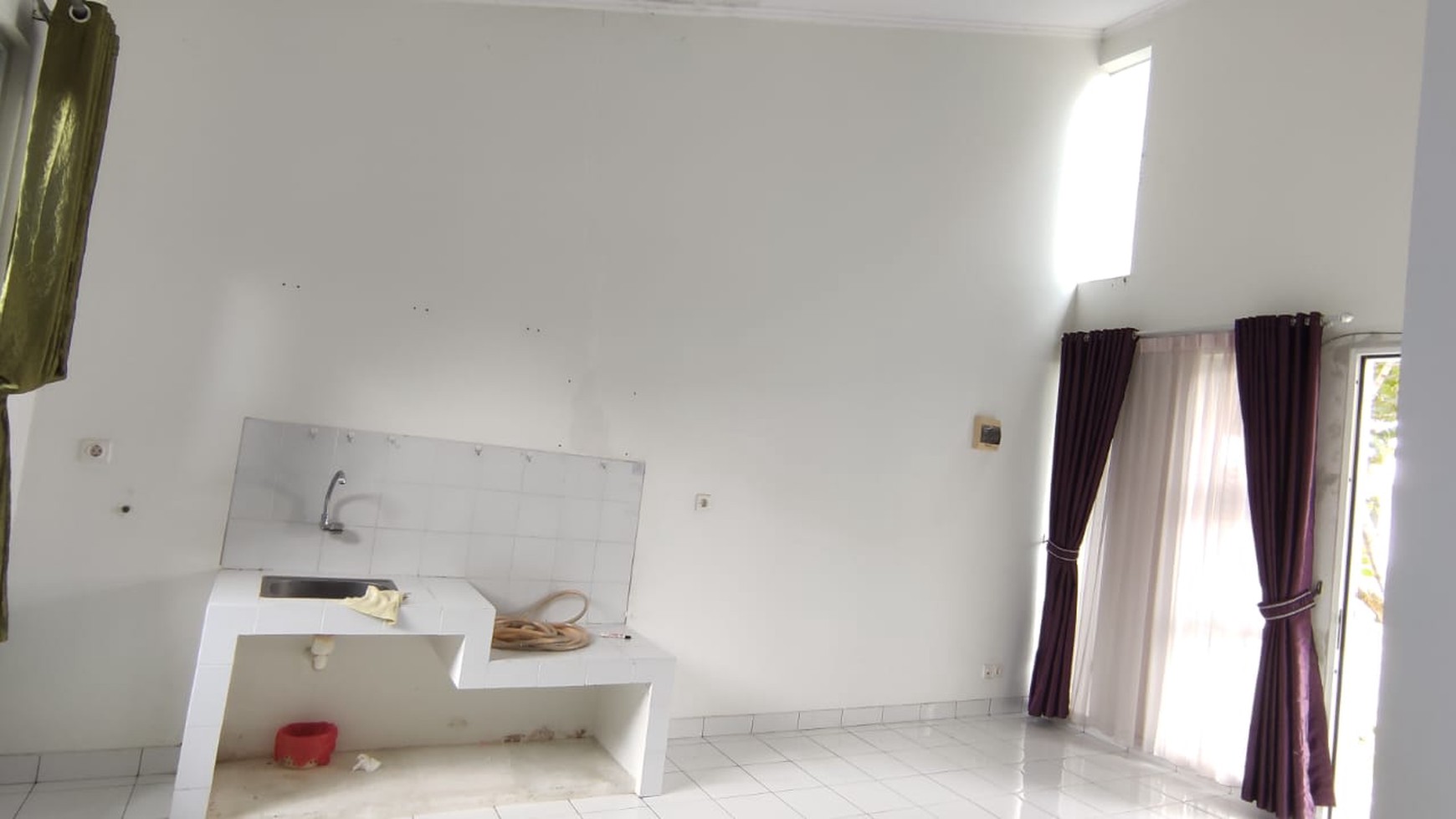 Rumah di The Icon Simply City dekat dengan stasiun dan mall AEON dijual dengan harga menarik