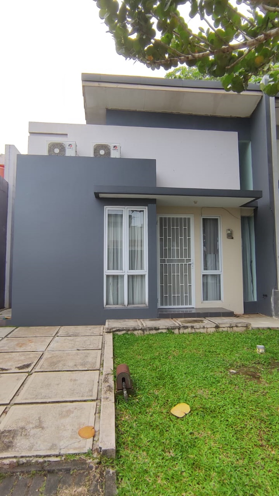 Rumah di The Icon Simply City dekat dengan stasiun dan mall AEON dijual dengan harga menarik