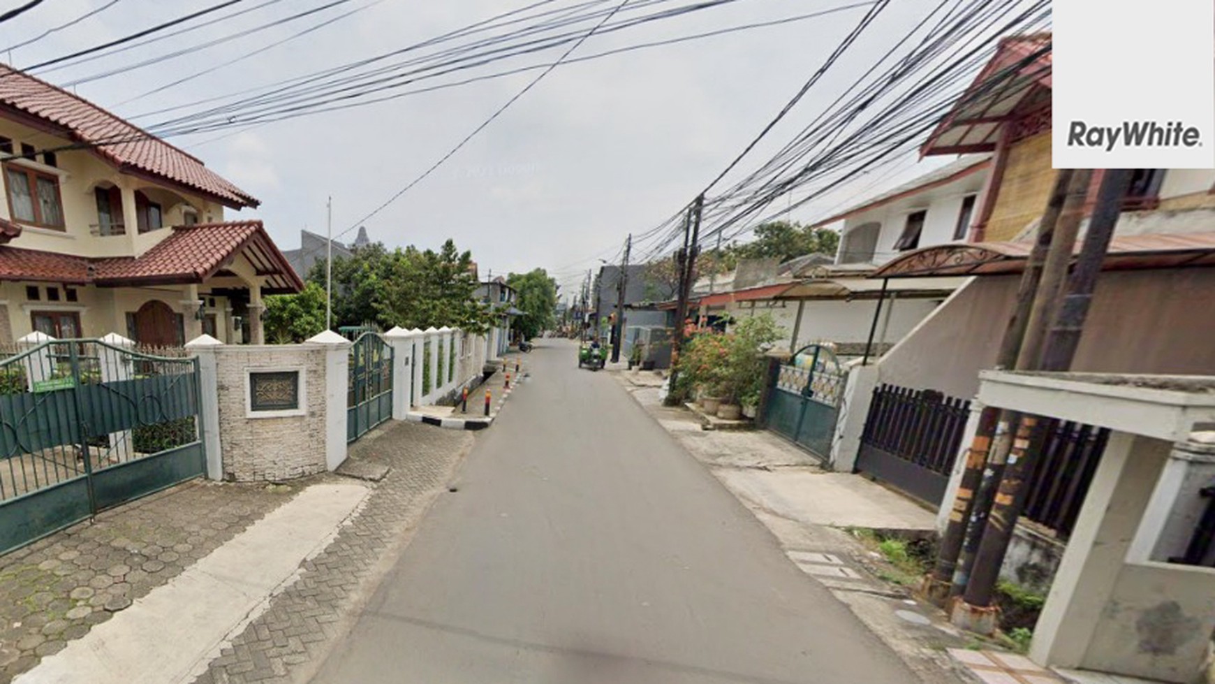 Rumah Hitung Tanah Area Cipete