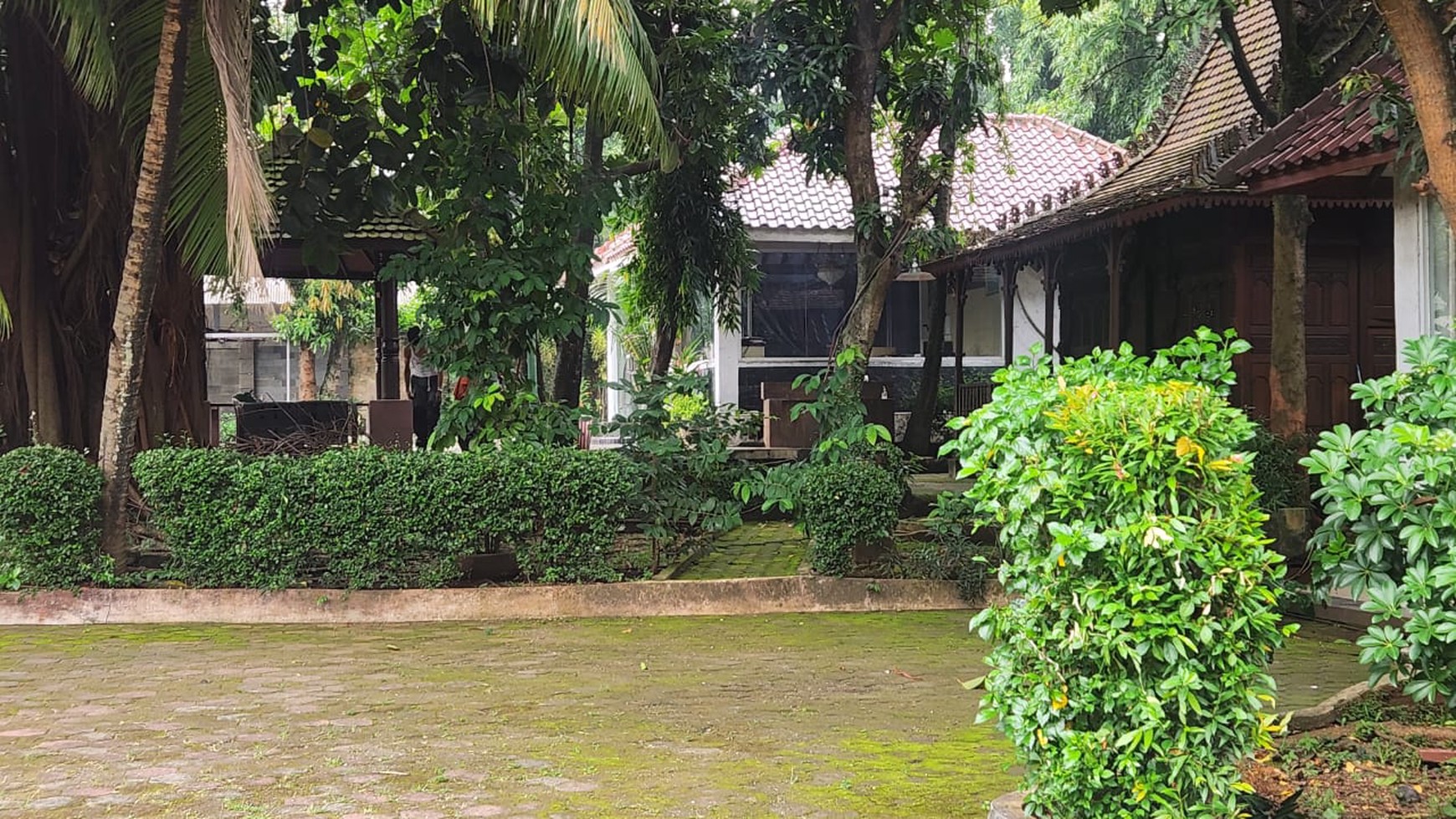 Rumah Hitung Tanah Area Cipete