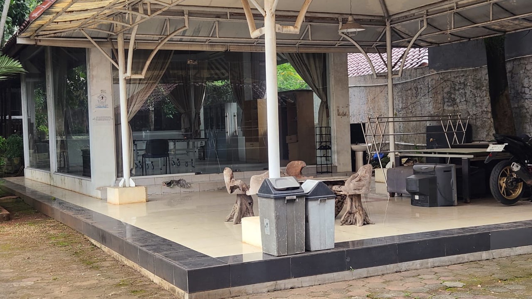 Rumah Hitung Tanah Area Cipete