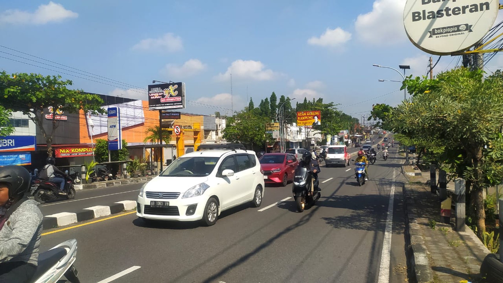 Rumah & Ruko 2 Lantai di Bayeman Permai Bantul Cocok untuk Usaha atau Kantor 