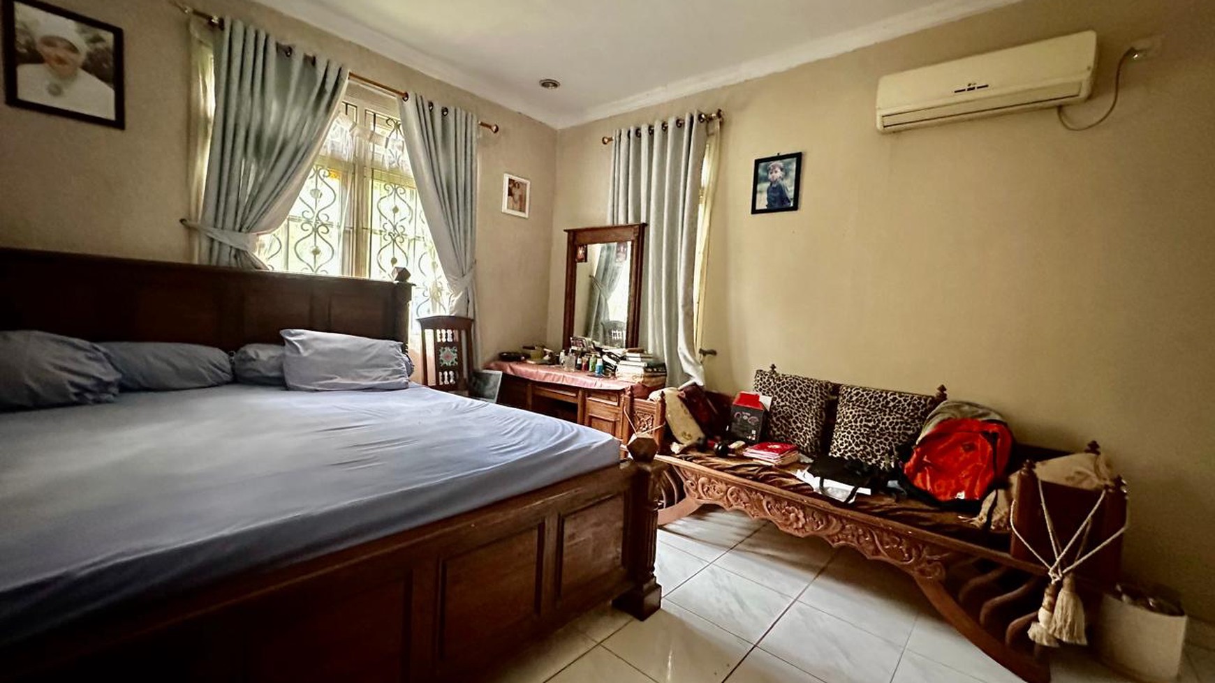 Rumah Siap Huni dengan Hunian Nyaman dan Asri di Bintaro.