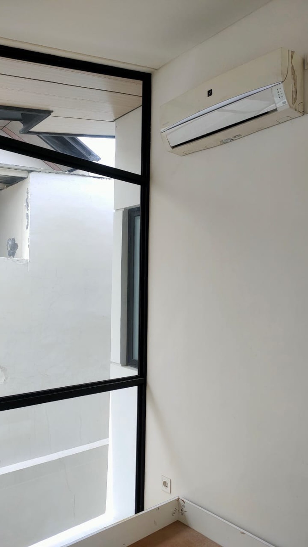 Disewakan rumah di Cendana cove Lippo Karawaci Tangerang