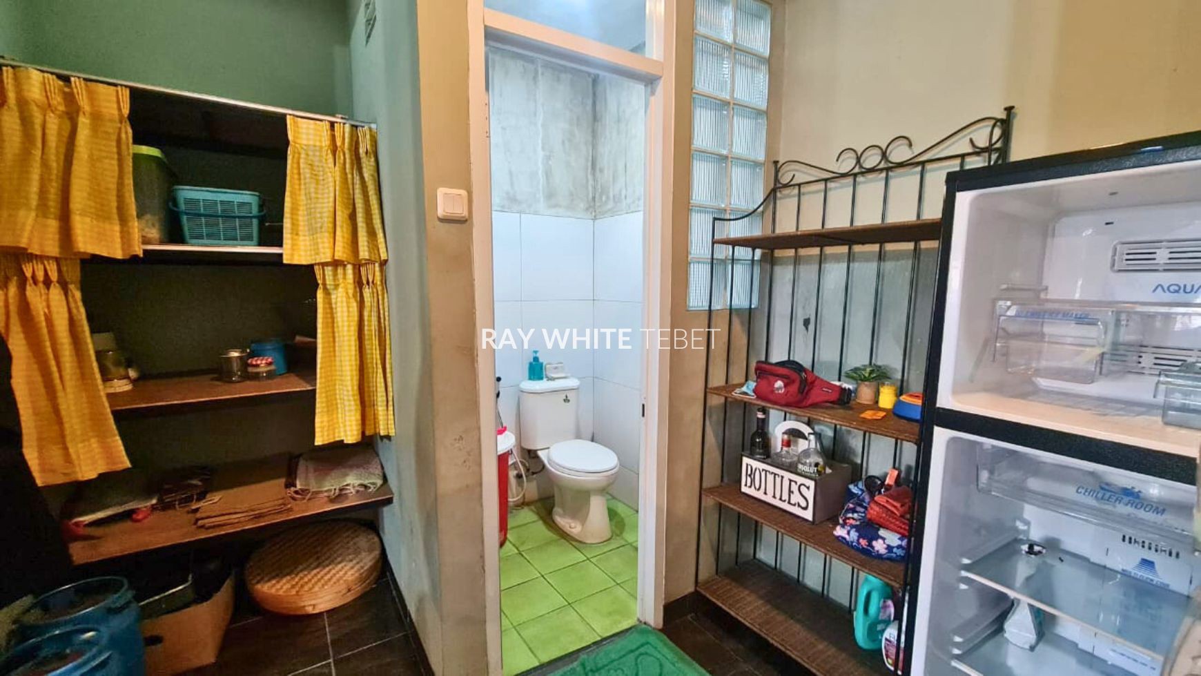 Rumah 2 Lantai SHM Siap Huni di Tebet, Jakarta Selatan