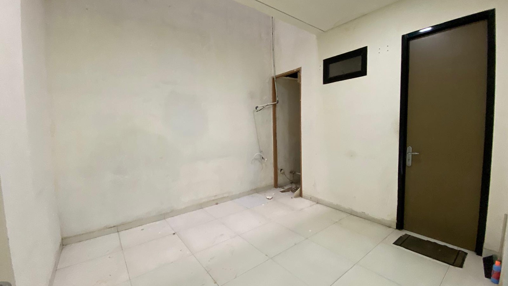 Ruko 3 Lantai Siap Pakai di Cinere Lokasi Strategis Dekat RS & Mall