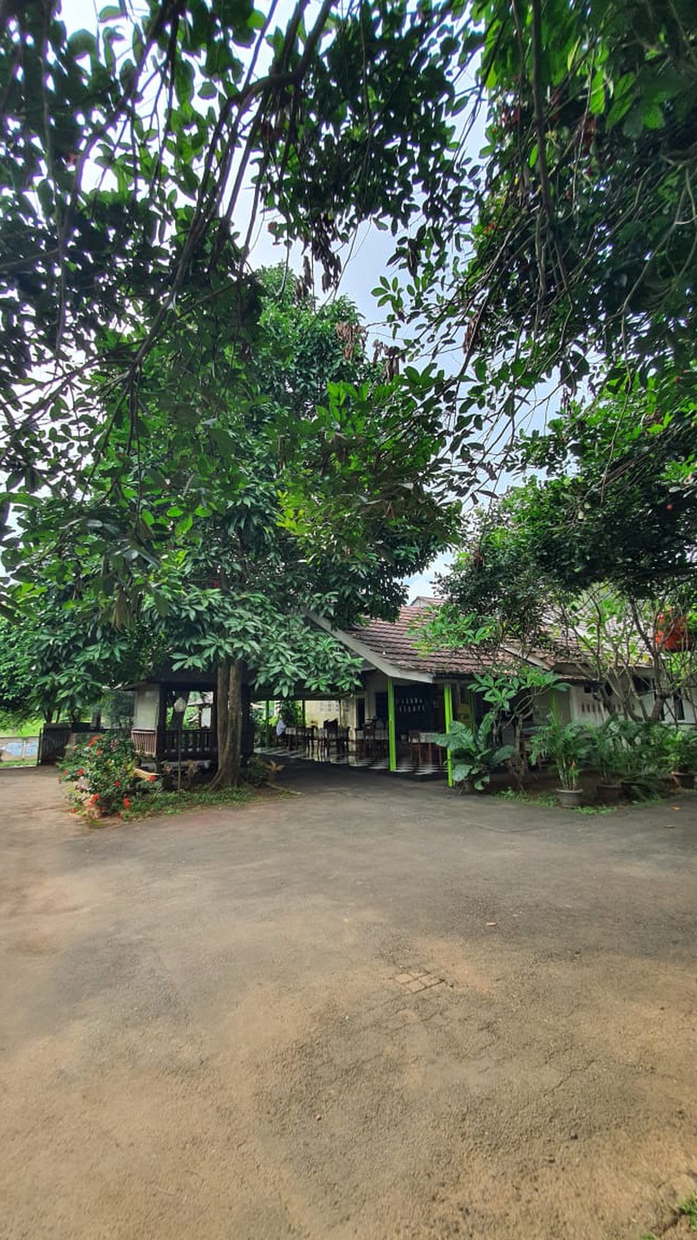 Dijual Kavling + Saung Lokasi Strategis di@Serpong Utara, Tangerang Selatan