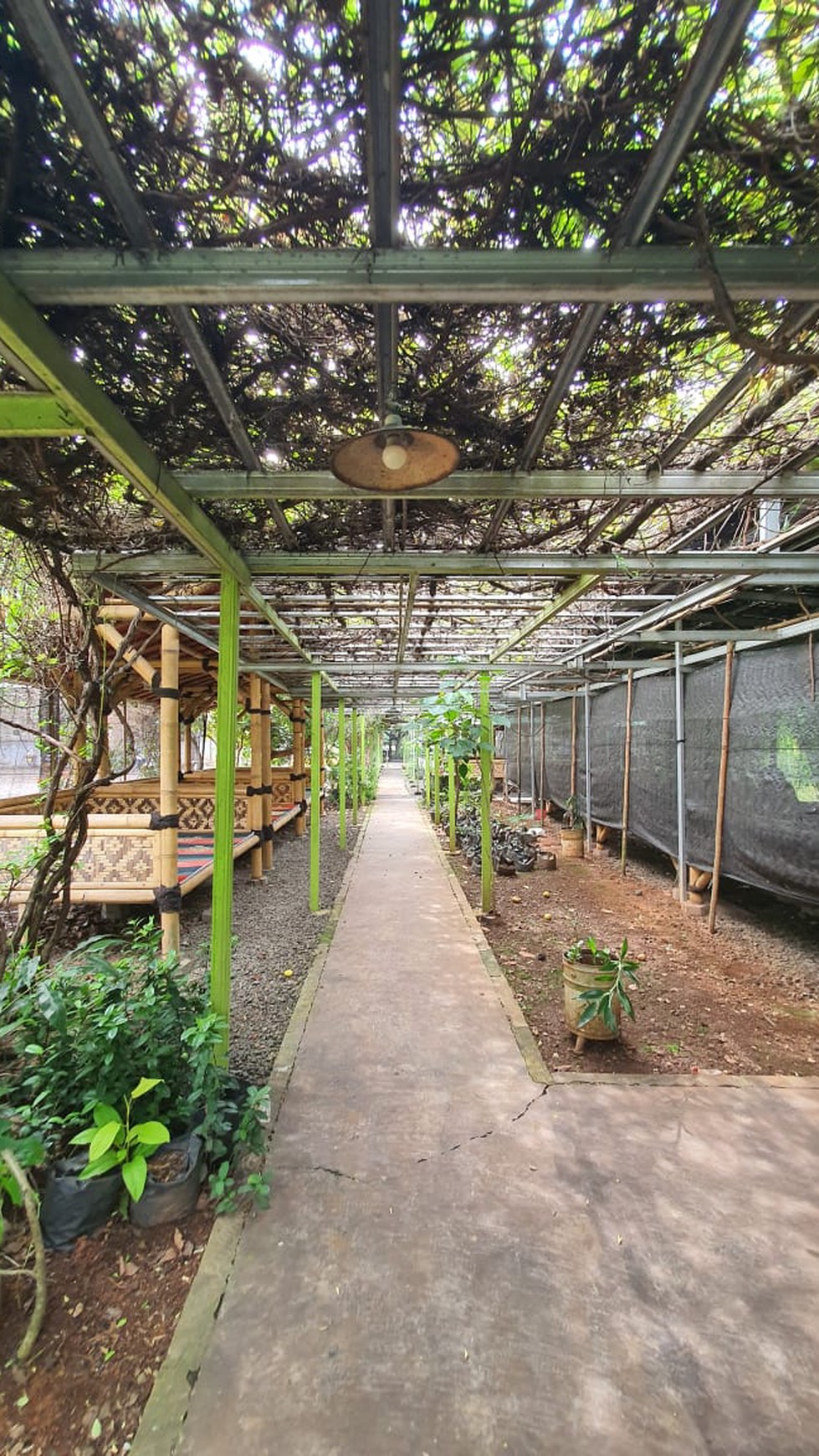 Dijual Kavling + Saung Lokasi Strategis di@Serpong Utara, Tangerang Selatan