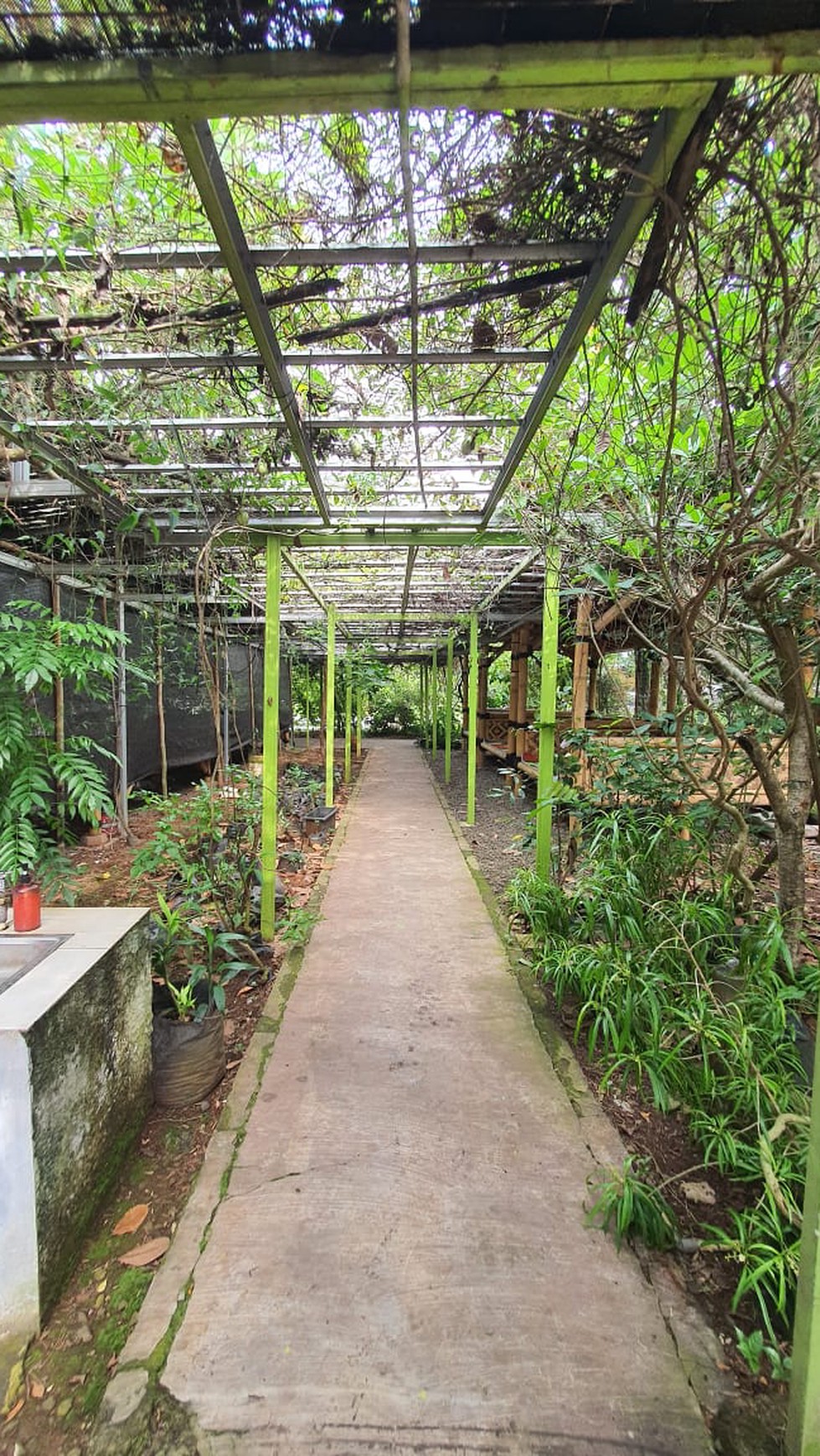 Dijual Kavling + Saung Lokasi Strategis di@Serpong Utara, Tangerang Selatan