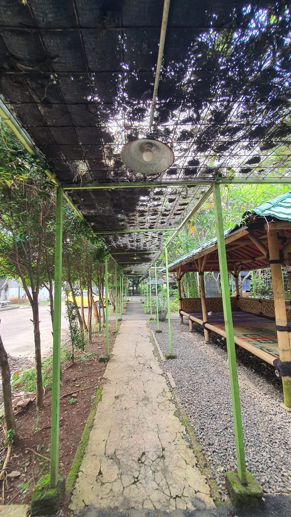 Dijual Kavling + Saung Lokasi Strategis di@Serpong Utara, Tangerang Selatan