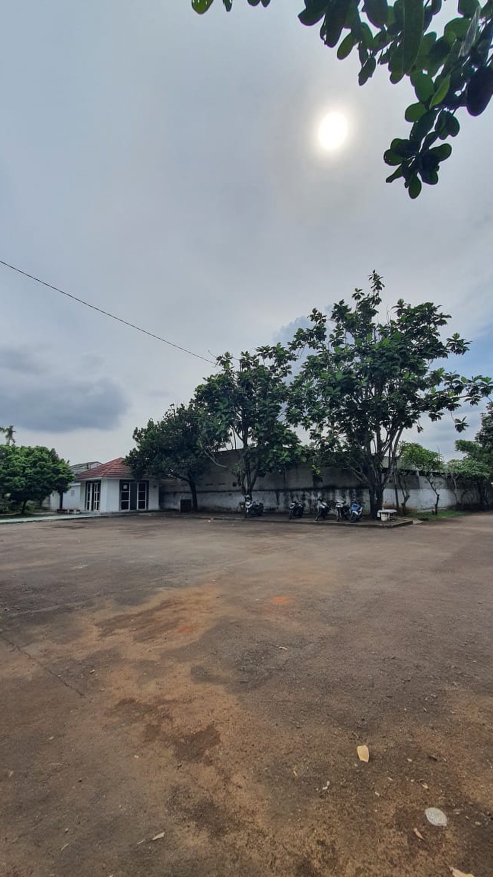 Dijual Kavling + Saung Lokasi Strategis di@Serpong Utara, Tangerang Selatan