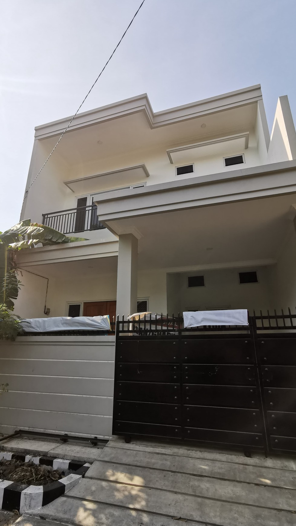 Dijual Rumah Baru Di Semolowaru Elok, Surabaya