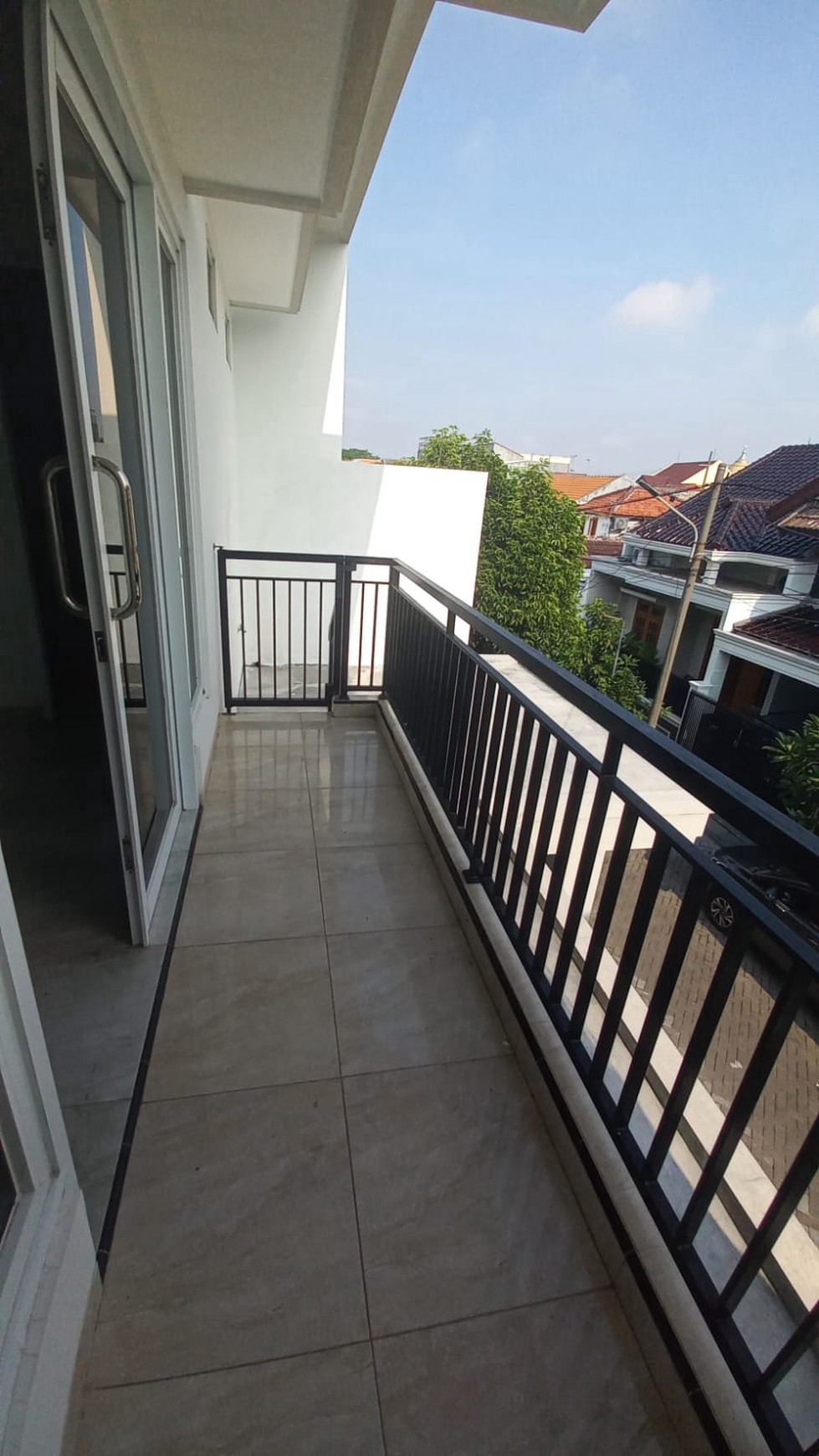 Dijual Rumah Baru Di Semolowaru Elok, Surabaya