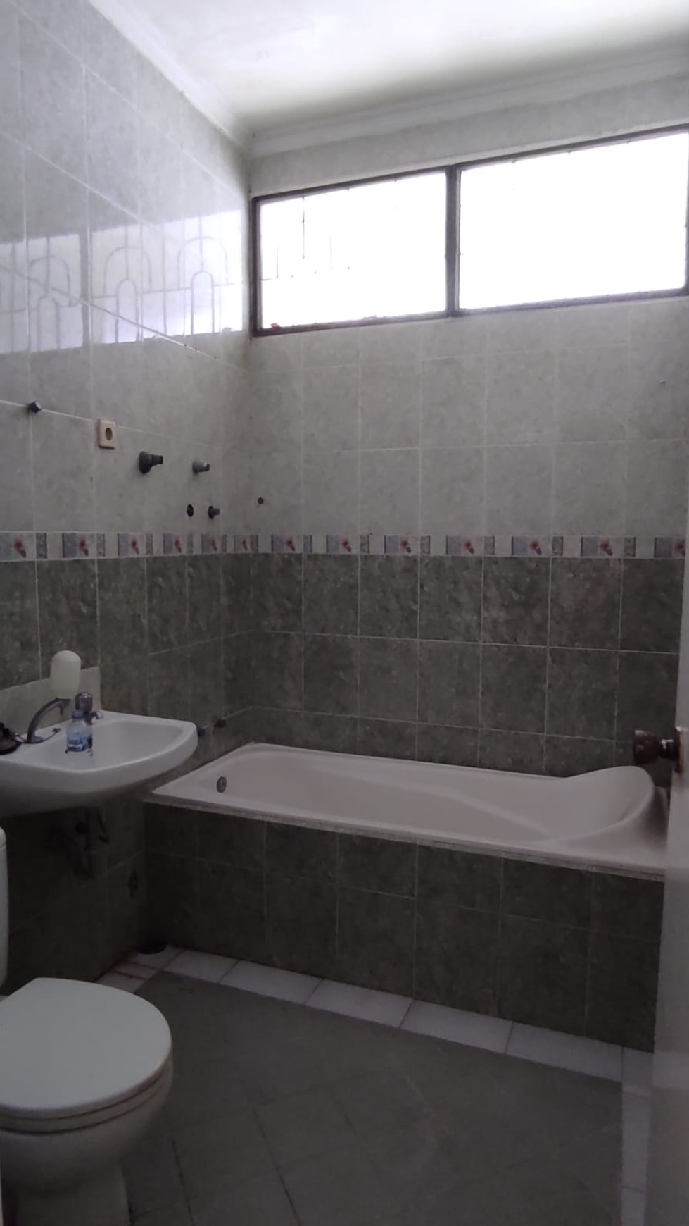 Dijual Rumah Rungkut Mapan Selatan Surabaya