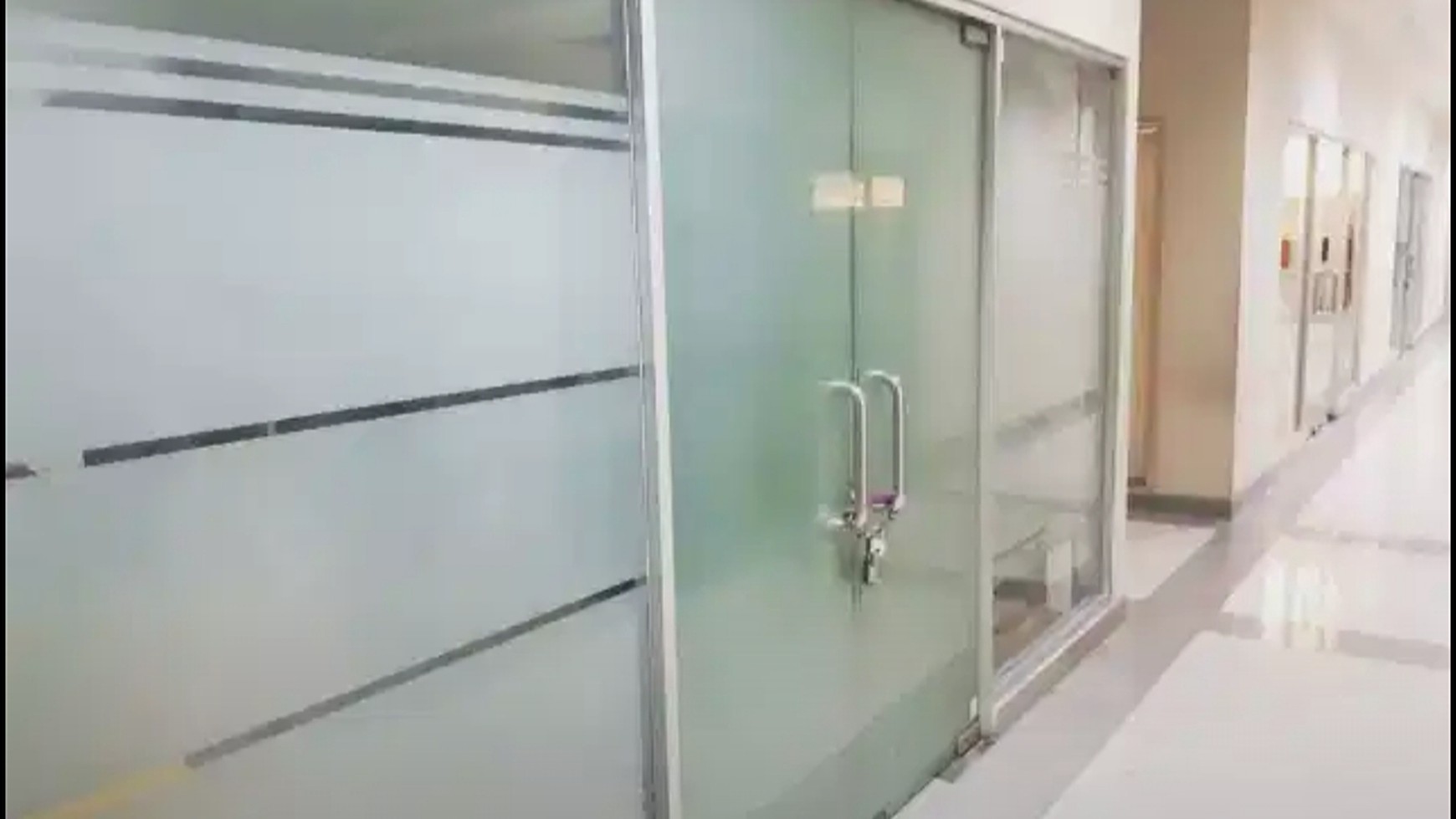 Dijual cepat office