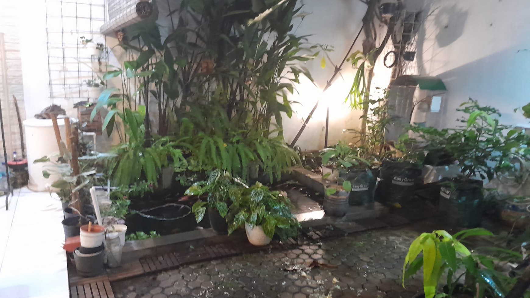 Rumah Nyaman di LEGENDA WISATA Cibubur