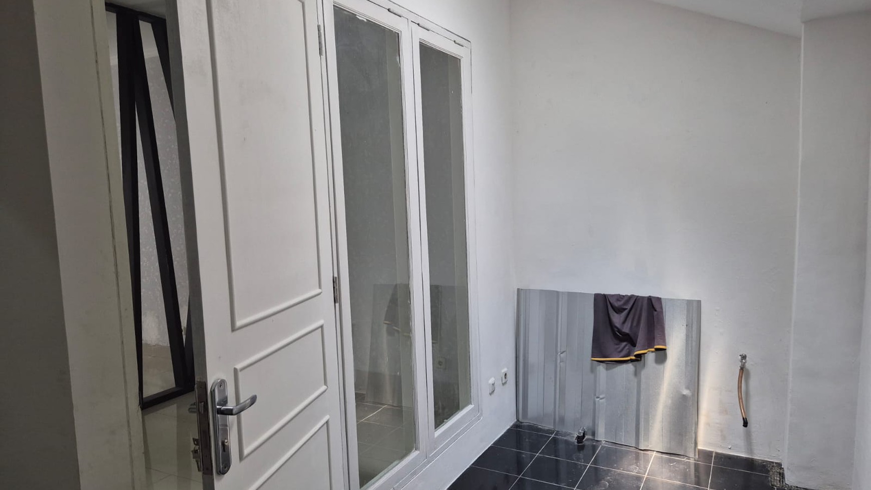 Dijual Rumah Di Taman Puspa Harapan Indah, Bekasi