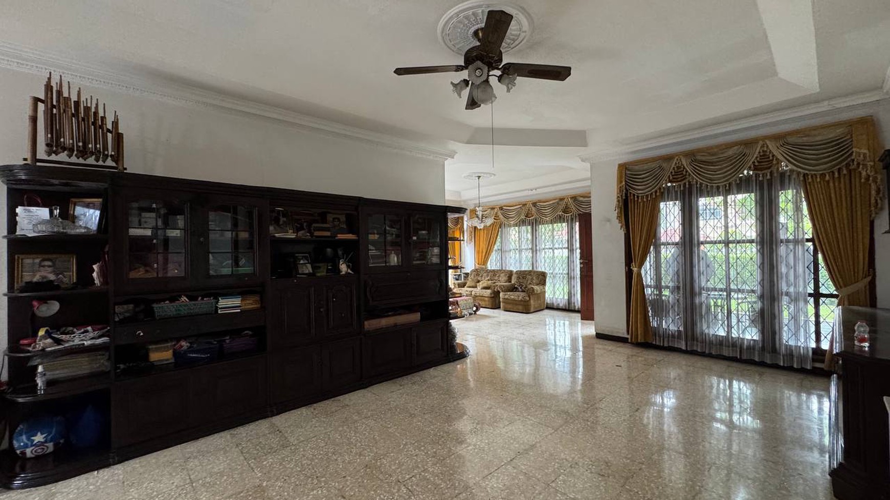 Rumah Hitung Tanah Area Cipete