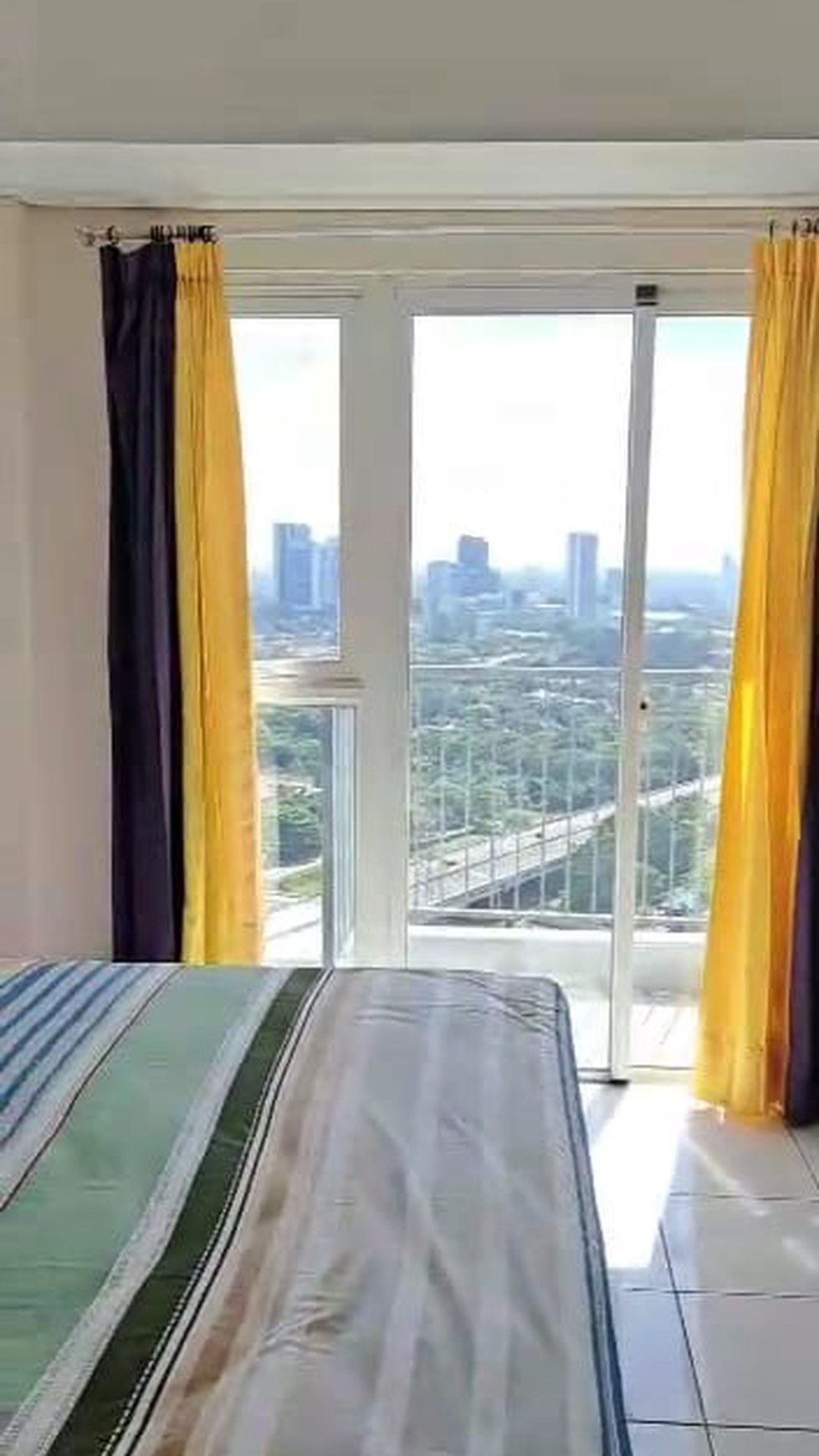 Dijual dan disewakan apartemen Casa De Parco  