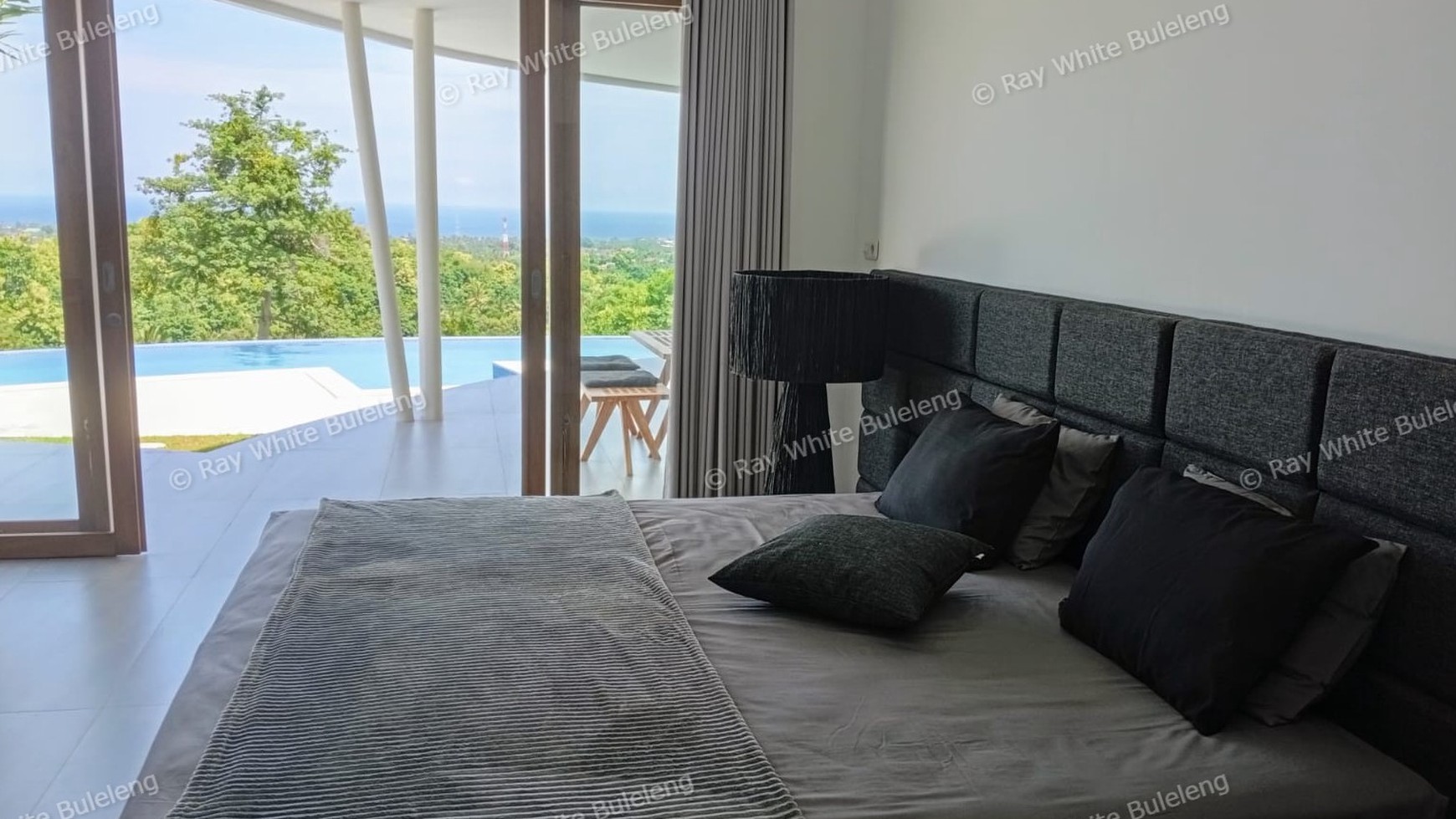 Tranquil Luxury Villa with Ocean, Rice Field & Hill Views - Lovina Paradise