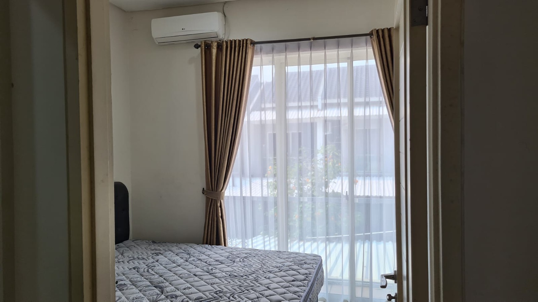 Turun harga Rumah Residence One 