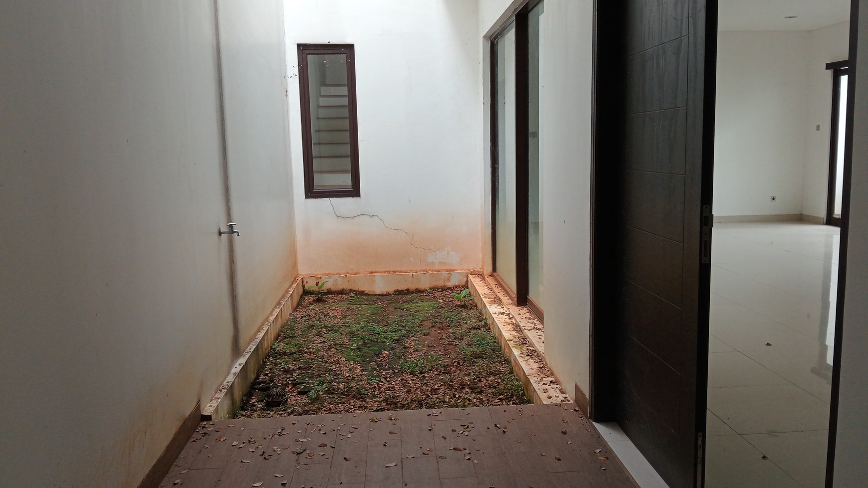 Cibubur, MEWAH, BARU, 2 Lantai, BEBAS BANJIR, Hunian Exclusive, HARGA NEGO