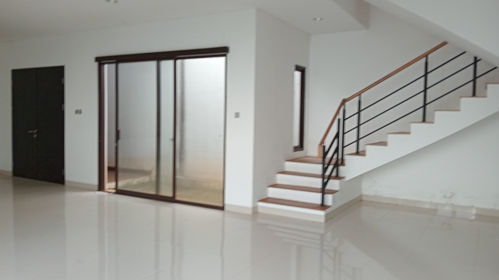 Cibubur, MEWAH, BARU, 2 Lantai, BEBAS BANJIR, Hunian Exclusive, HARGA NEGO