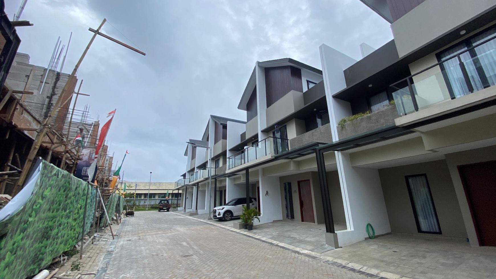 Bintaro jurangmangu dalam cluster 10 menit ke bxc