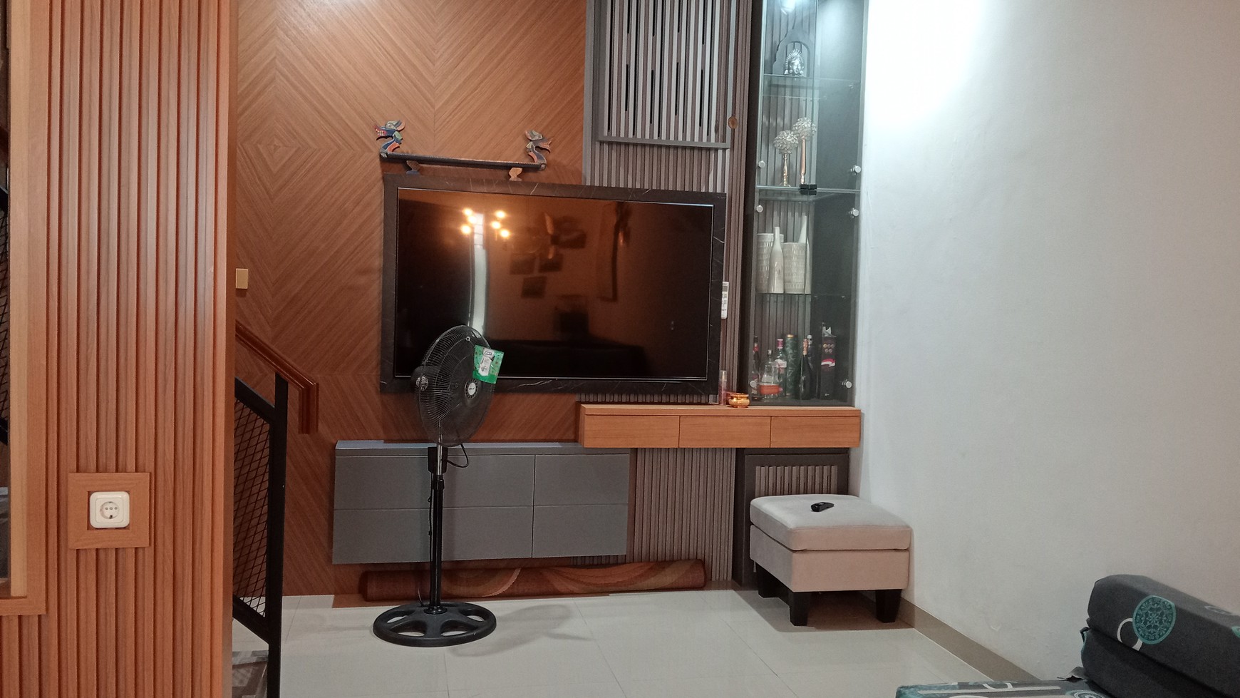 Kelapa Dua Depok, Baru, 3 Lantai, Siap Huni, Lokasi Strategis, Bisa Cash/KPR, Harga NEGO
