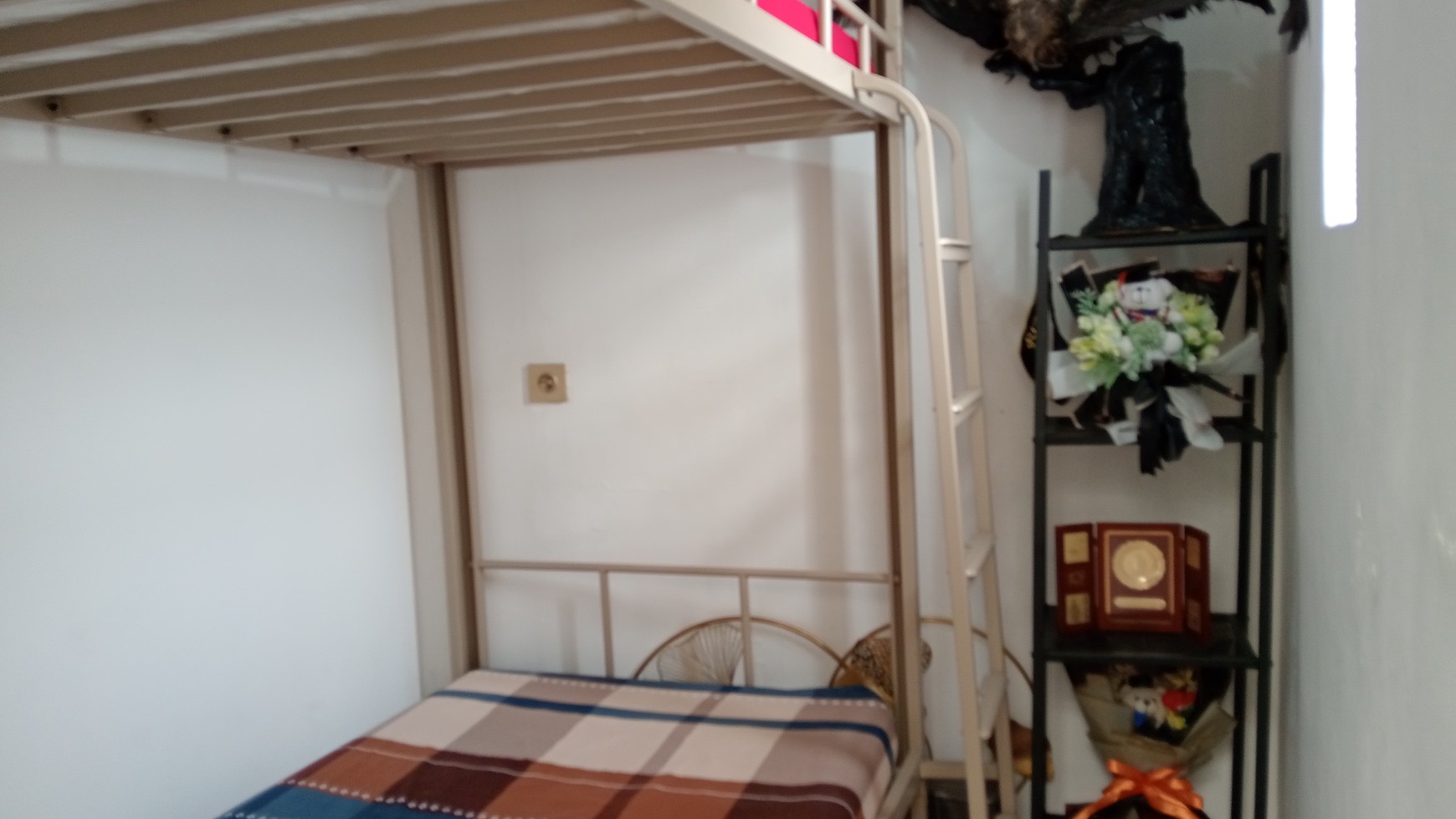 Kelapa Dua Depok, Baru, 3 Lantai, Siap Huni, Lokasi Strategis, Bisa Cash/KPR, Harga NEGO