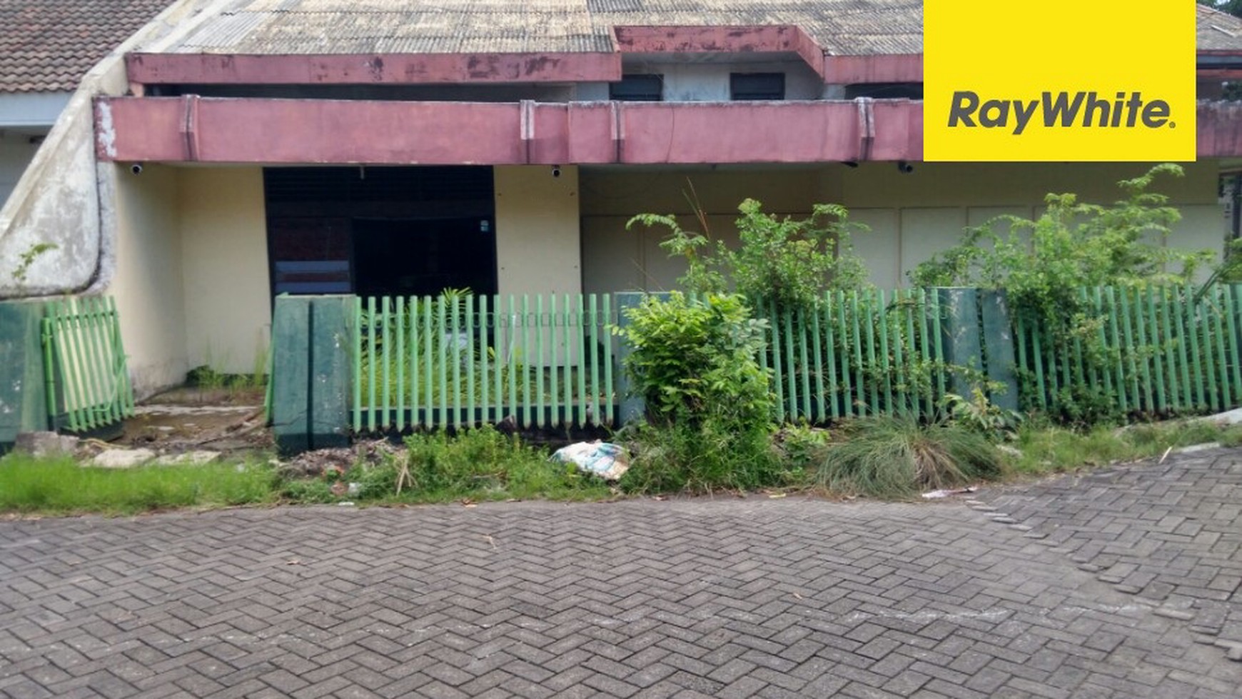 Dijual Rumah SHM di Jalan Kendangsari Surabaya