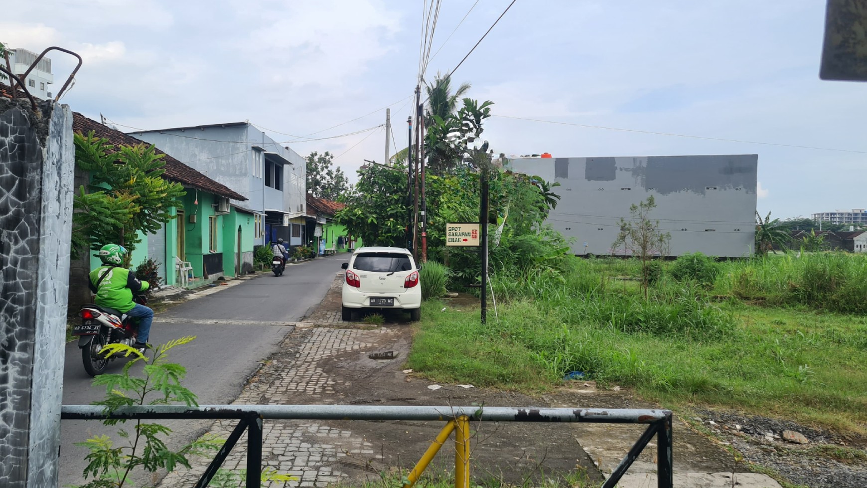 Tanah Luas 1050 Meter Persegi Cocok Untuk Usaha Lokasi Strategis di Condong Catur Sleman