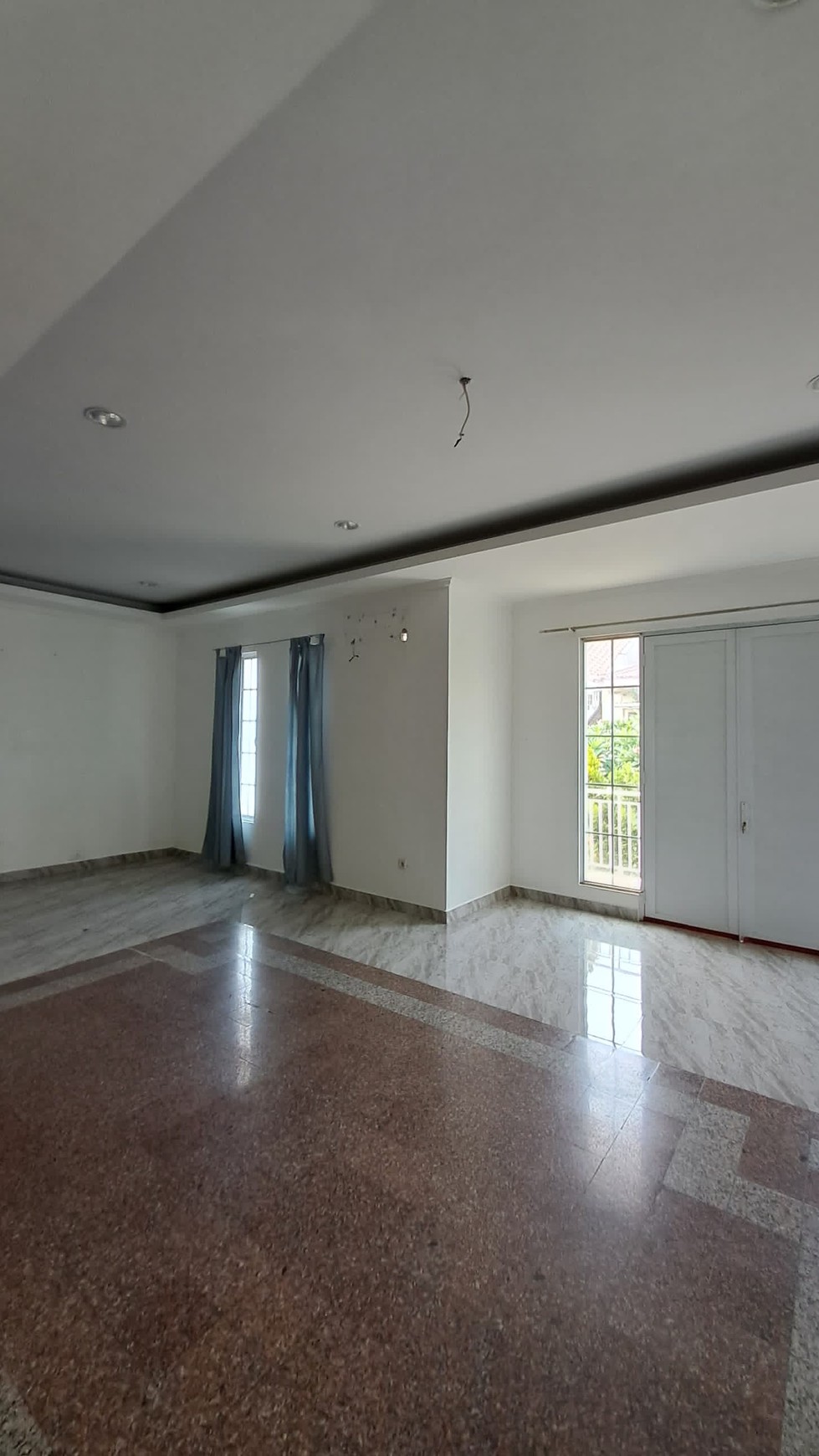 Jual Rumah dalam Claster 5 km ke MRT