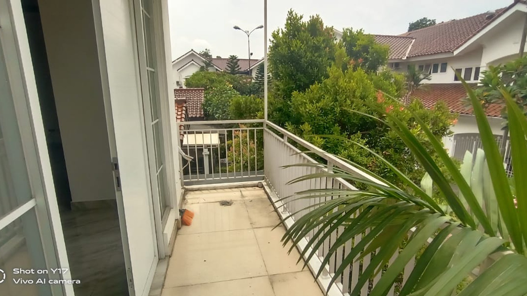 Jual Rumah dalam Claster 5 km ke MRT