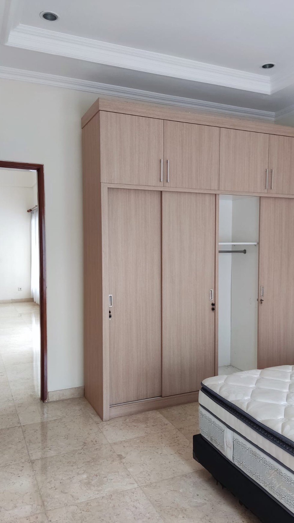 Rumah Satu Tingkat Kemang Utara