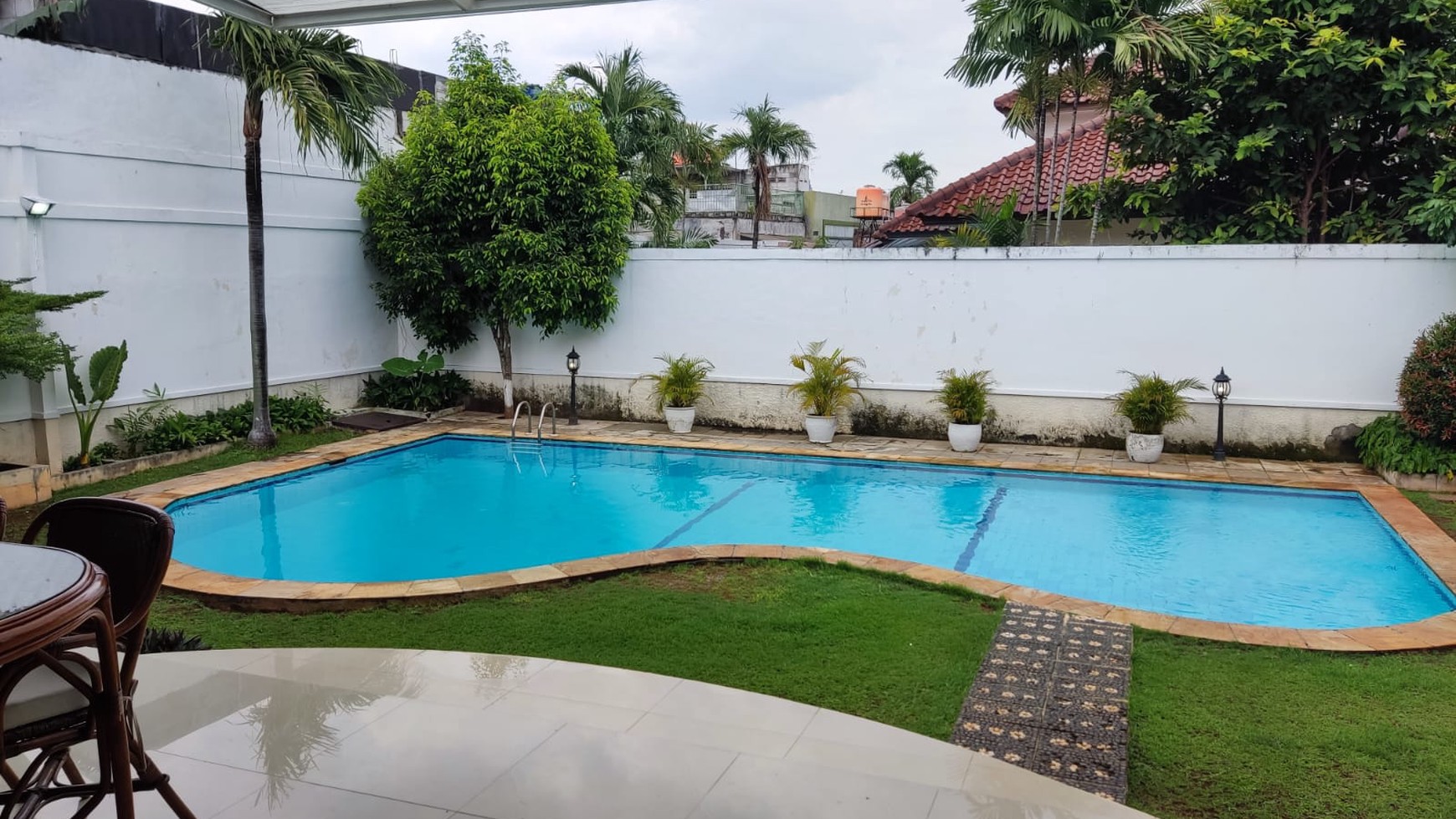 Rumah Satu Tingkat Kemang Utara