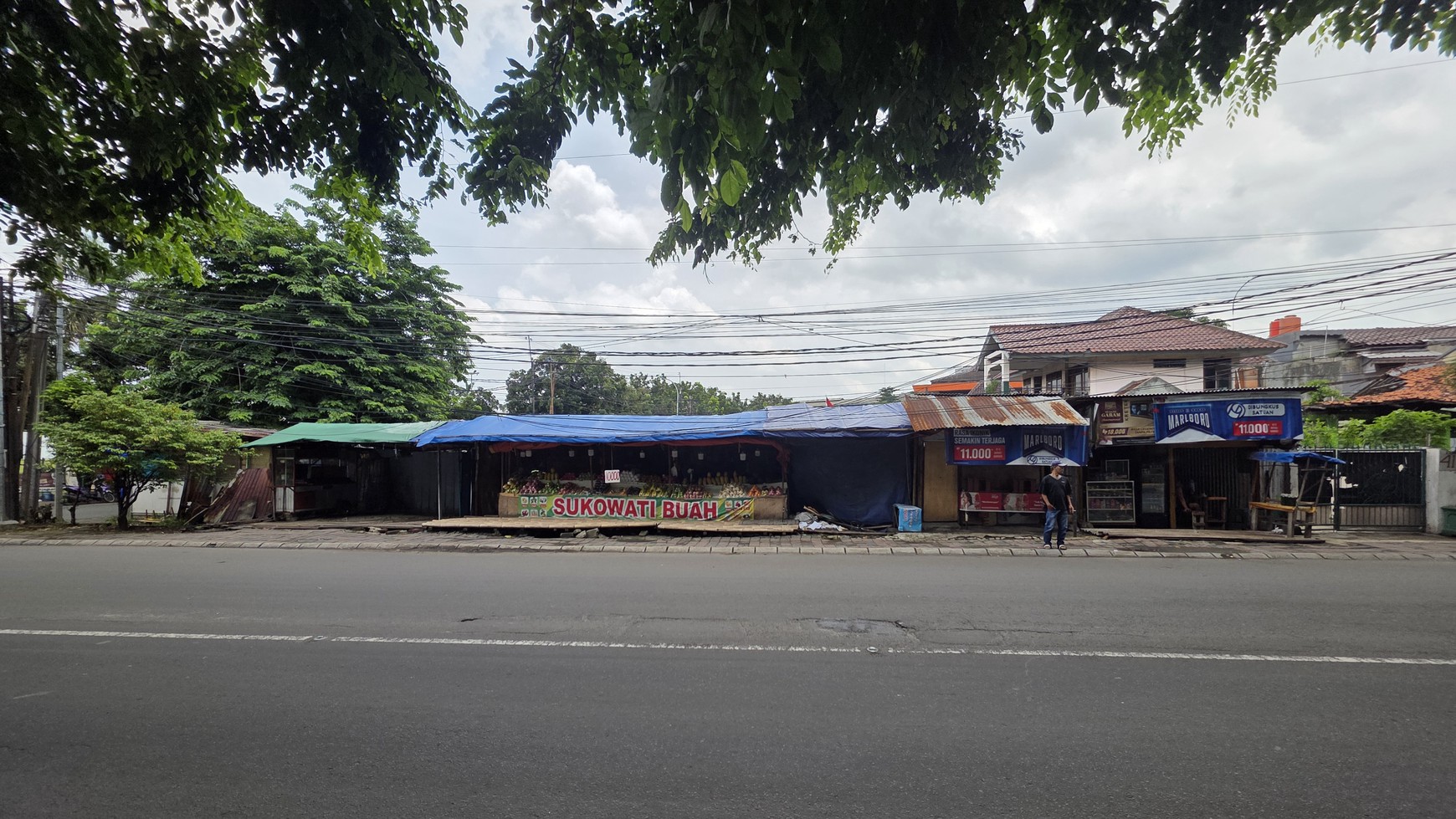 Kavling Strategis Hook di Pinggir Jalan Lapangan Serbaguna, Bekasi Timur
